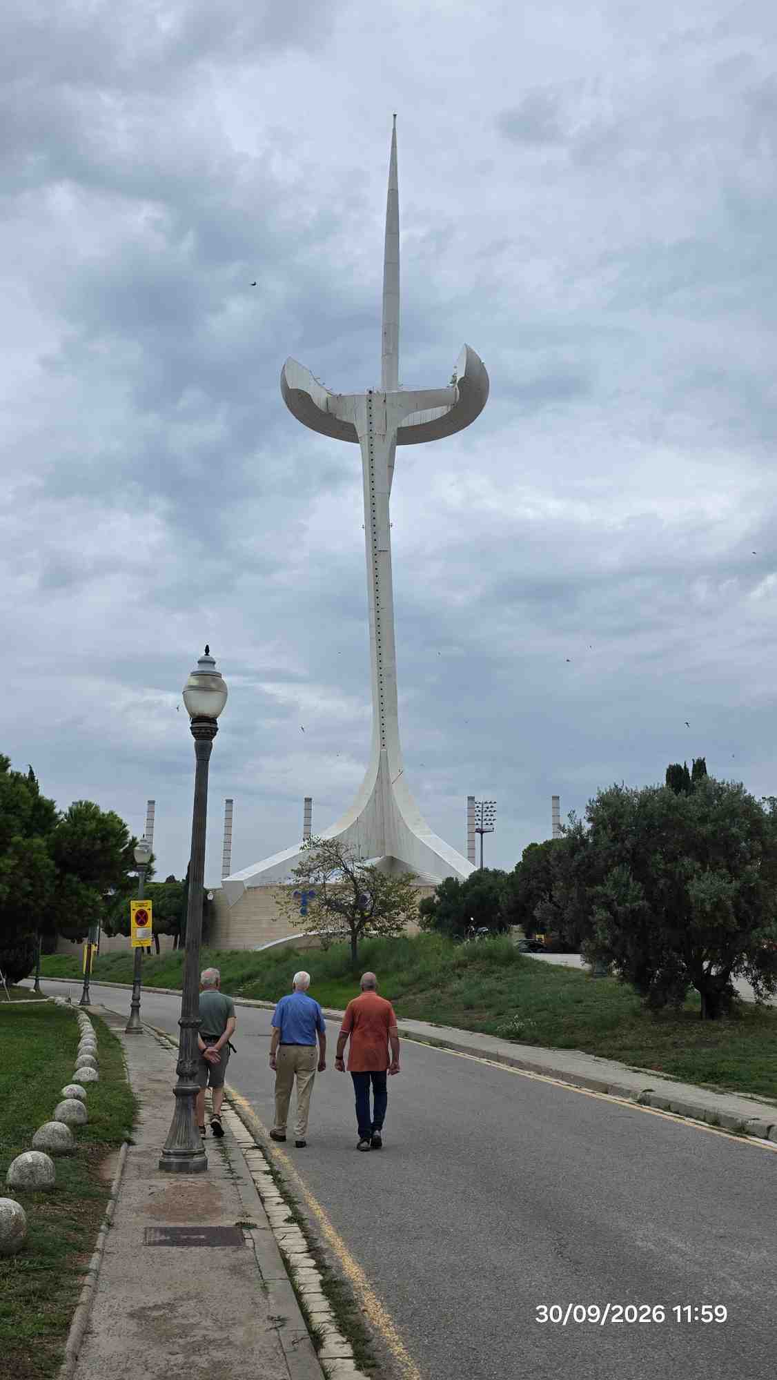 Passejada del Castell de Montjuïc a Plaça Espanya